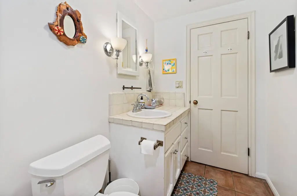 4701 Grand Ave 31 min scaled