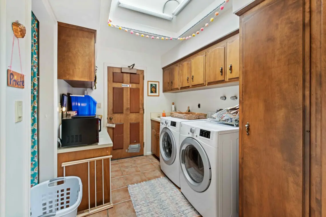 4701 Grand Ave 47 min scaled